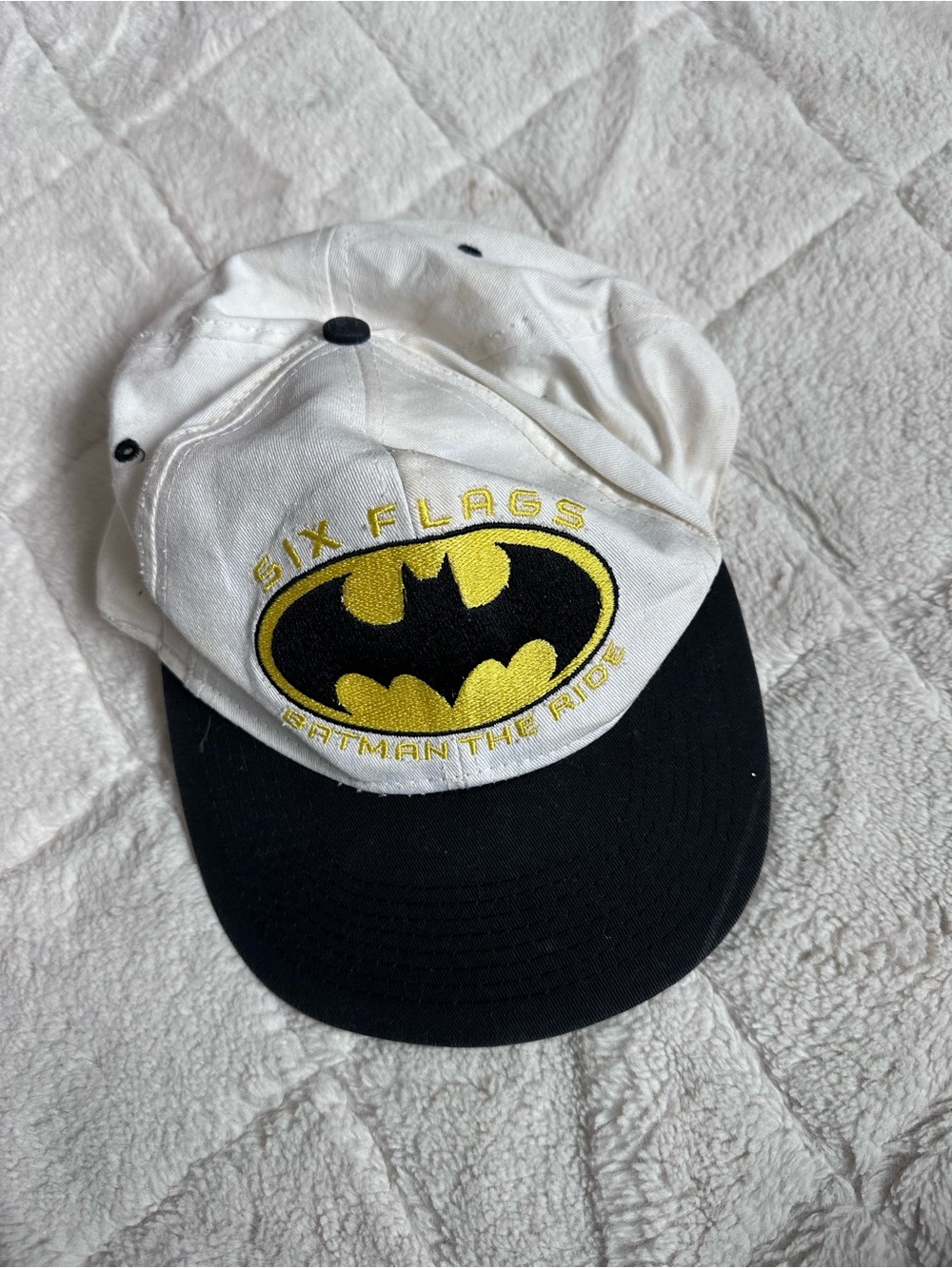 *Flawed* Six Flags | Batman The Ride Snapback Hat | Size Youth